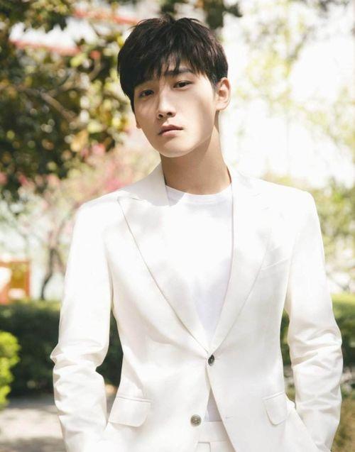 爱豆吃瓜娱乐酱邢昭林